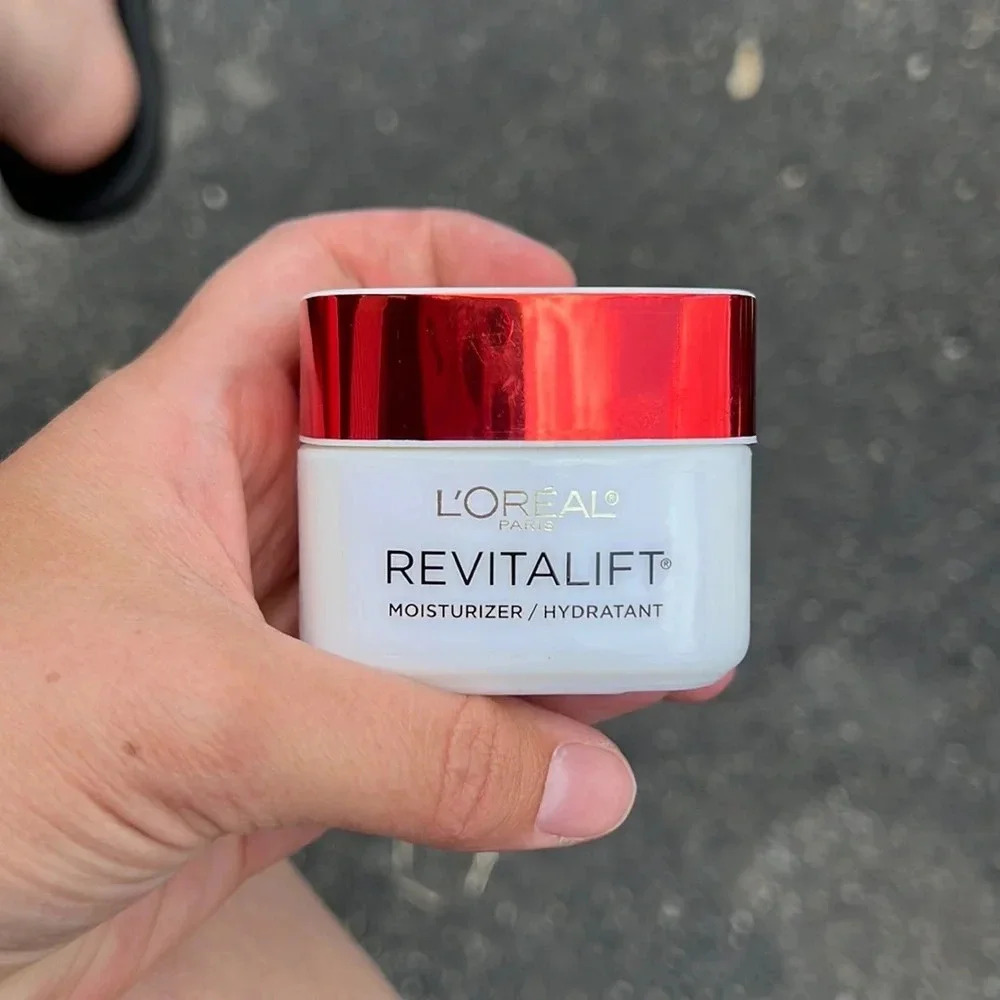 3/$15 L’Oréal Revitalift Moisturizer